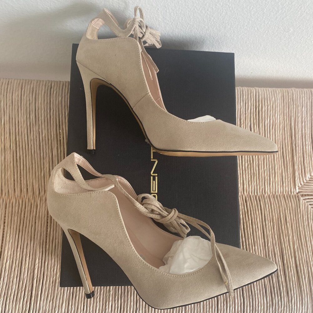 BRAND NEW IN BOX - Identita Jada Beige Suede Anklewrap Stiletto 4"/100mm Pumps
